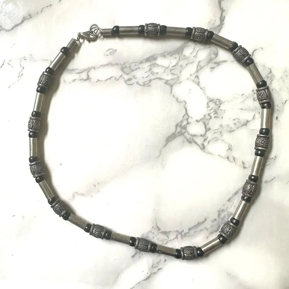 Silver tone and black vintage beaded necklace